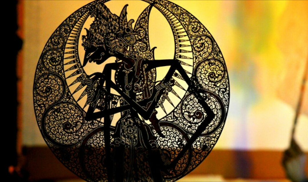 The Art of Balinese Shadow Puppetry: A Deep Dive into Wayang Kulit