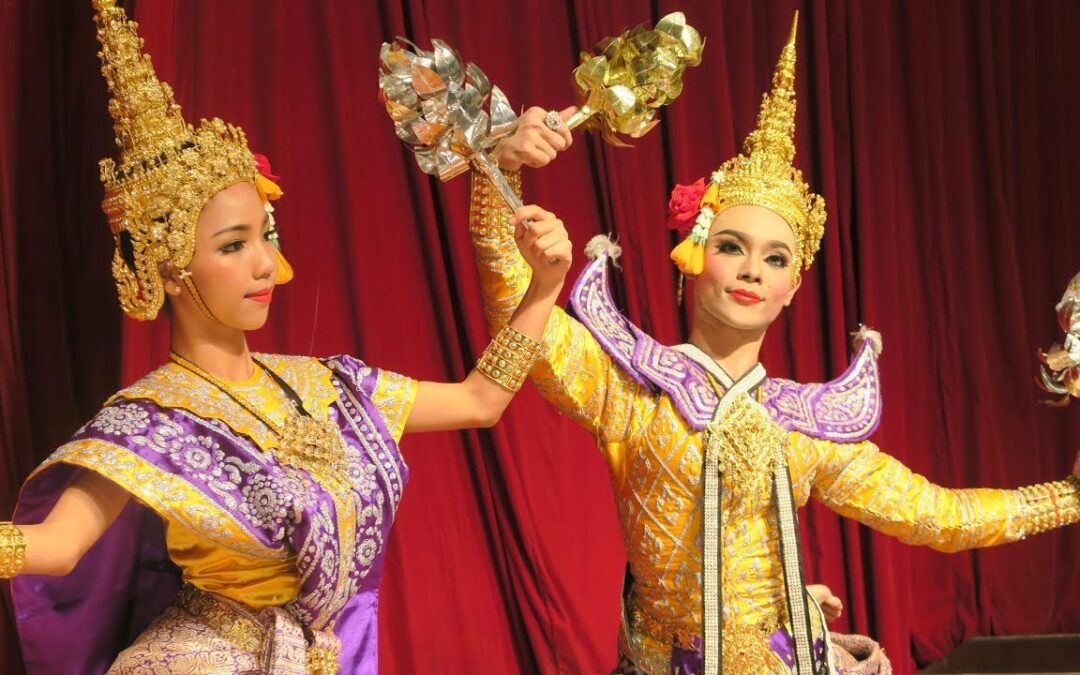 Experiencing Traditional Thai Dance and Music Performances