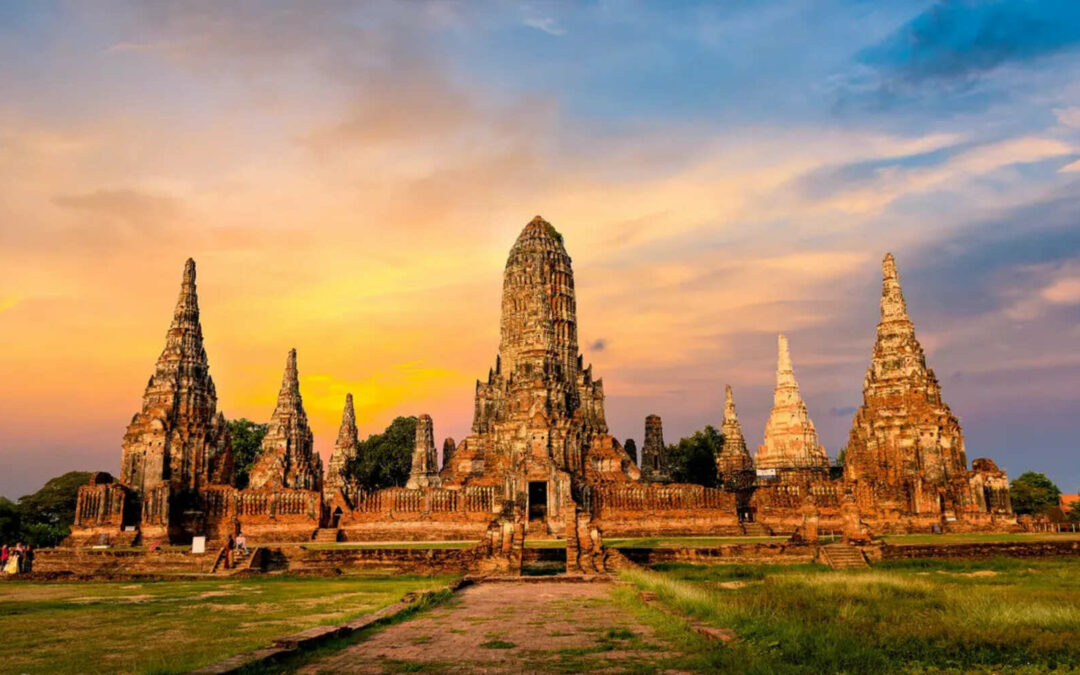 Thailand’s Rich Cultural Heritage: Visiting Ancient Temples and Historical Sites