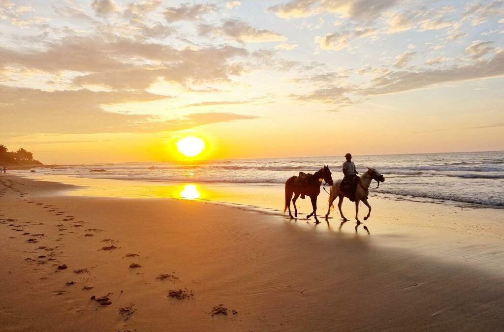 Sunset at Playa Las Pocitas: A Stunning Location for Pacific Sunsets